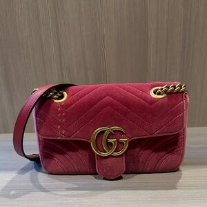Gucci pink velvet small double g marmont Quilted Crossbody Bag